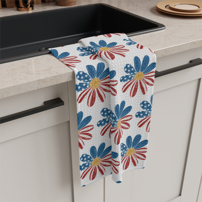 Patriotic American Flag Daisy Pattern Tea Towel