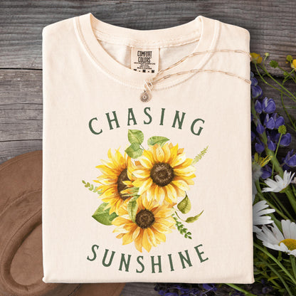 Wild Petal Threads T-Shirt S / ivory Chasing Sunshine T-Shirt