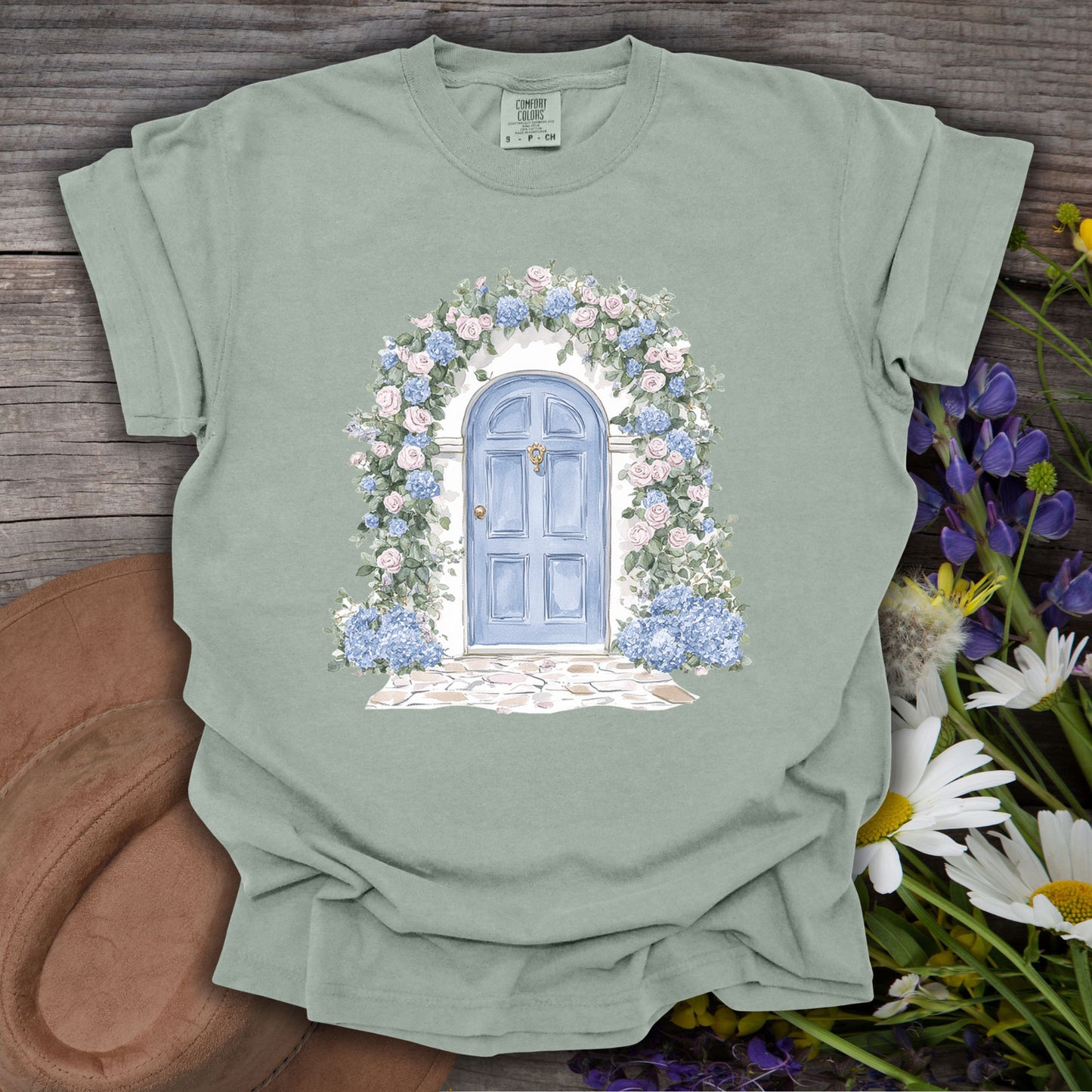 Cottage Doorway with Hydrangeas T-Shirt