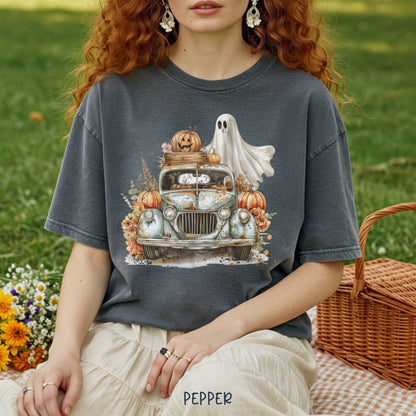 Halloween Vintage Pickup Truck & Ghost T-Shirt