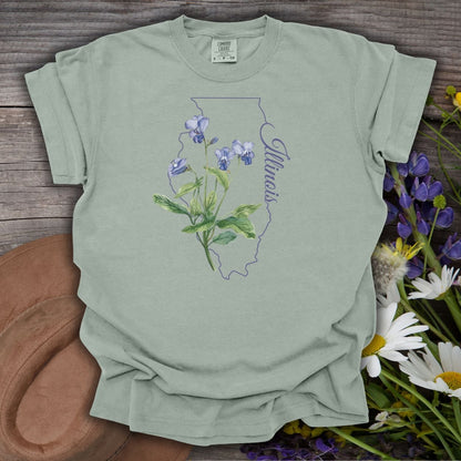 Bay garment-dyed cotton t-shirt with a delicate blue violet illustration over an Illinois state outline.
