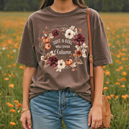Just a Girl Who Loves Autumn T-Shirt
