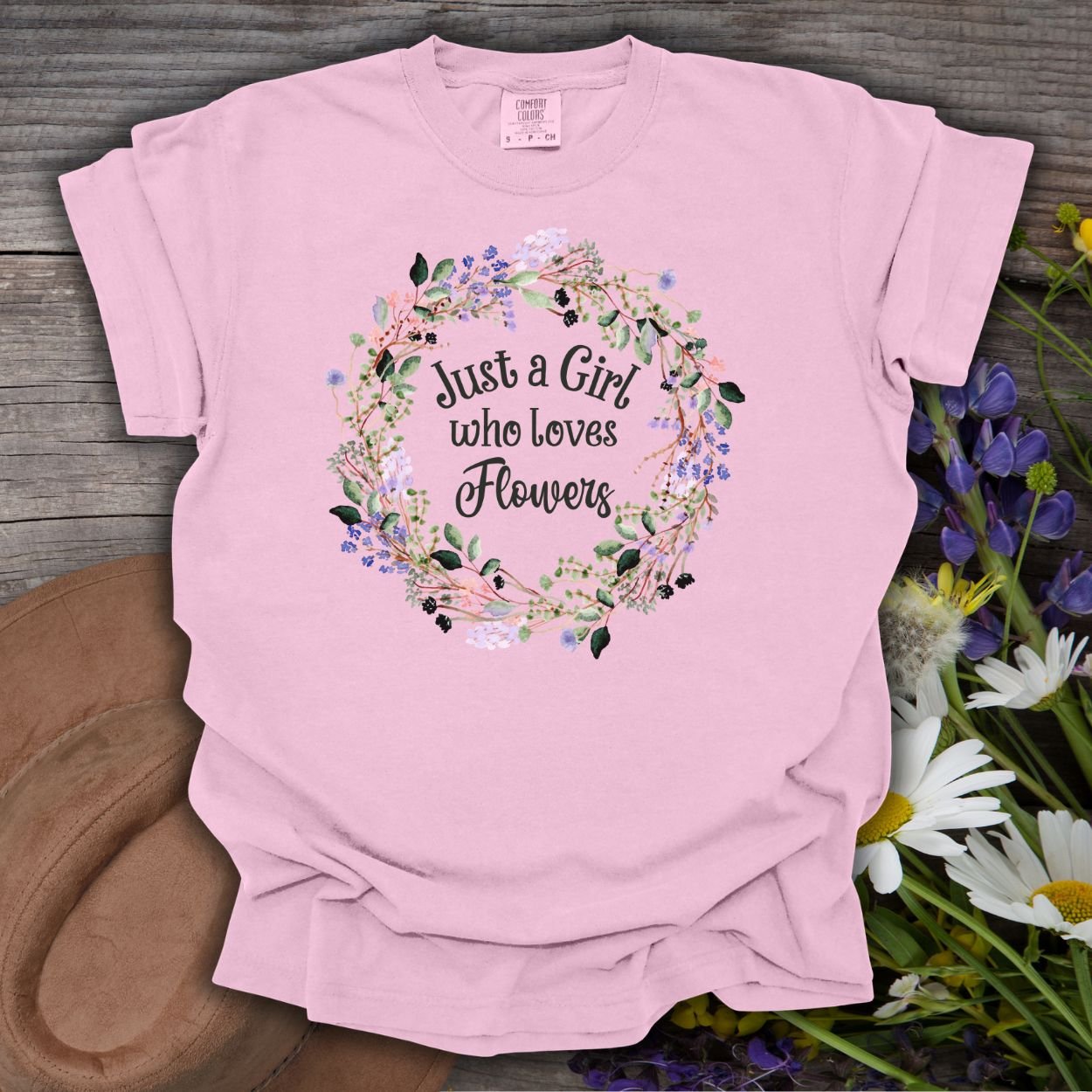 Blossom pink cotton t-shirt with "Just a Girl who loves Flowers" in a watercolor floral wreath.