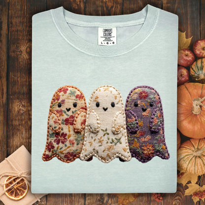 Bay Comfort Colors t-shirt with three embroidered floral fabric ghosts, surrounded by fall decor.
