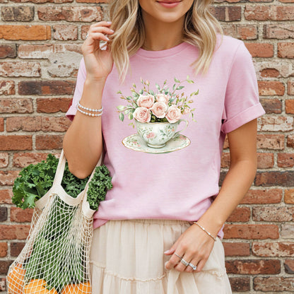 Vintage Rose Bouquet Teacup T-Shirt