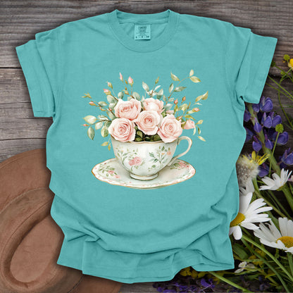 Vintage Rose Bouquet Teacup T-Shirt