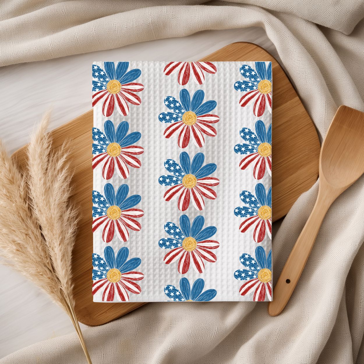Patriotic American Flag Daisy Pattern Tea Towel