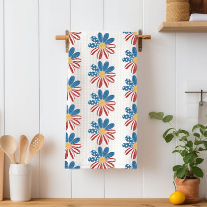 Patriotic American Flag Daisy Pattern Tea Towel